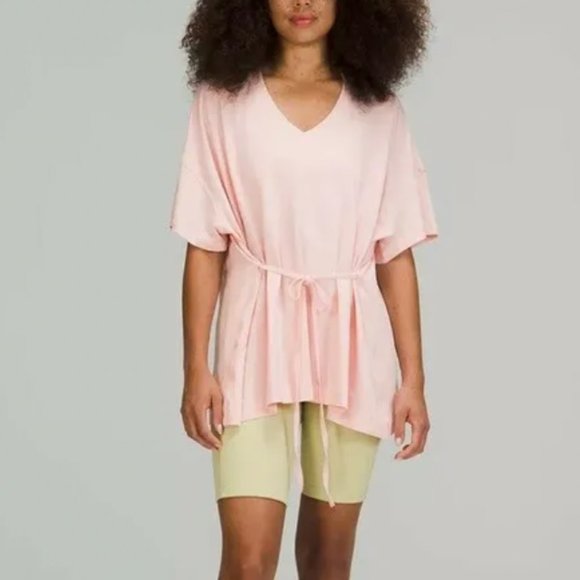Lululemon V Neck T-Shirt Pink Mist Oversized XXXL - Picture 2 of 9